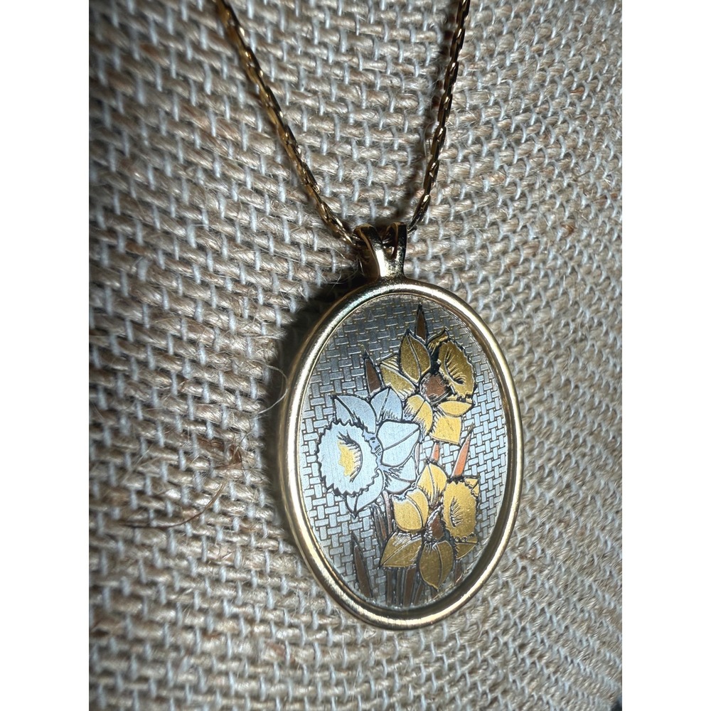 Reed & Barton Damascene March Jonquil Flower Pendant Necklace Vintage Gold Box